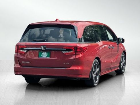 Used 2022 Honda Odyssey Elite image 4