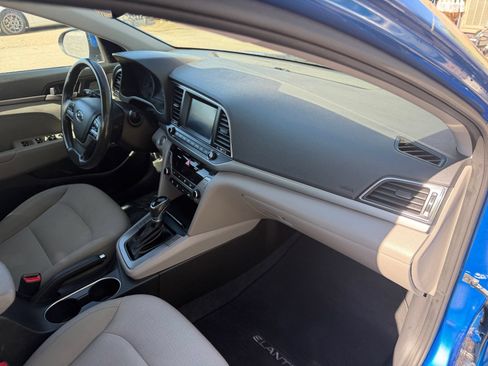 Used 2018 Hyundai Elantra Value Edition FWD image 16