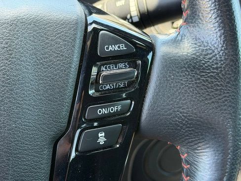 Used 2022 Nissan Frontier Pro-X RWD image 16