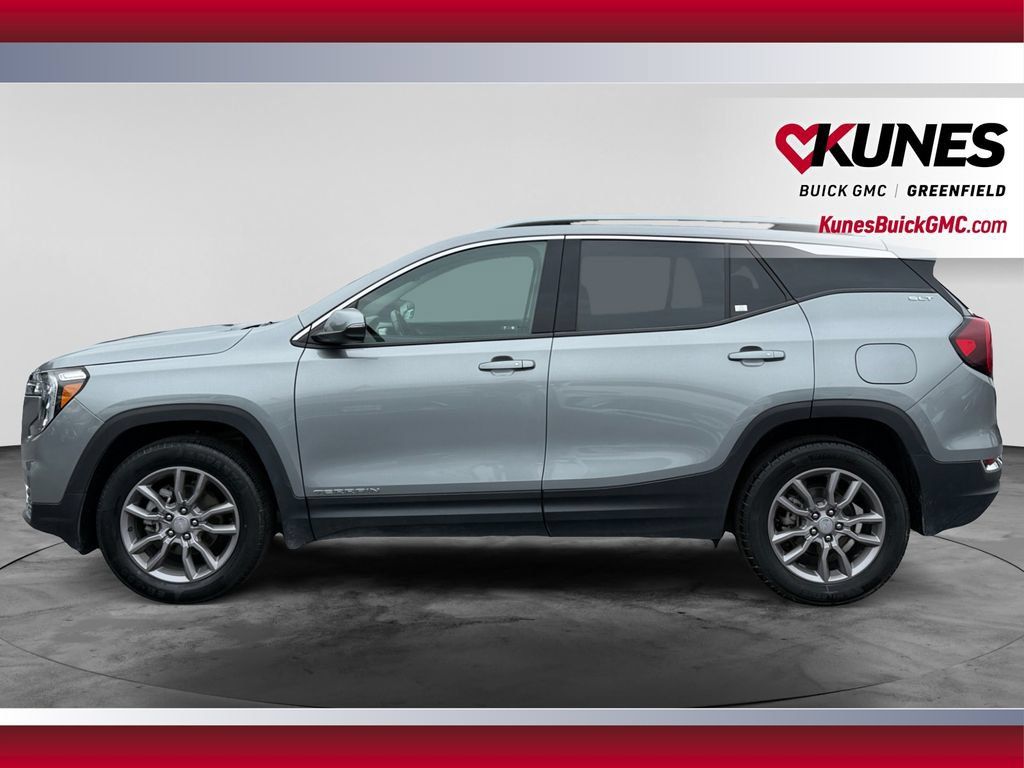Used 2024 GMC Terrain SLT AWD/4WD image 6