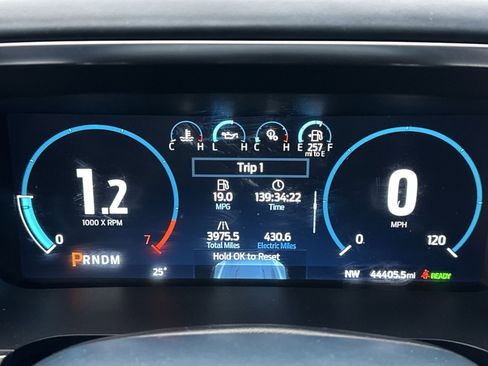 Used 2023 Ford F150 Limited image 22