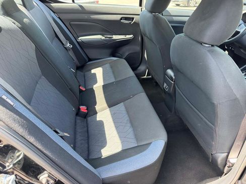 Used 2024 Nissan Versa SV FWD image 17