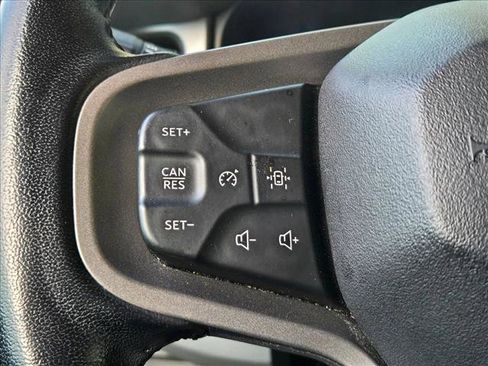 Used 2022 Ford Bronco Black Diamond image 12