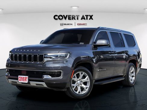 Used 2022 Jeep Wagoneer Series II RWD image 1