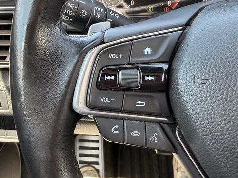 Used 2019 Honda Accord Sport image 16