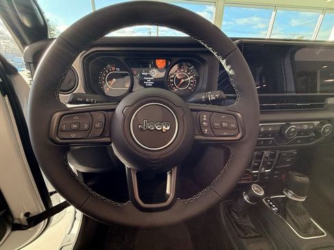 New 2026 Jeep Gladiator Willys image 15