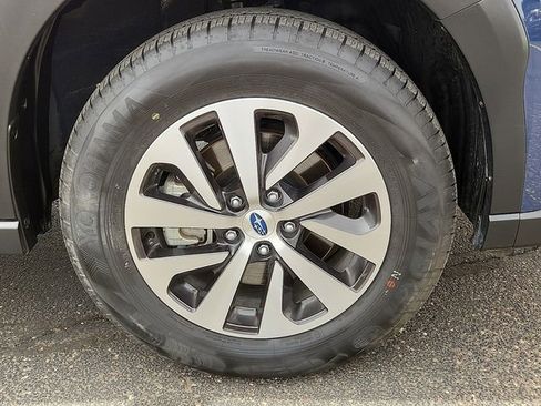 Certified 2025 Subaru Outback AWD/4WD image 6