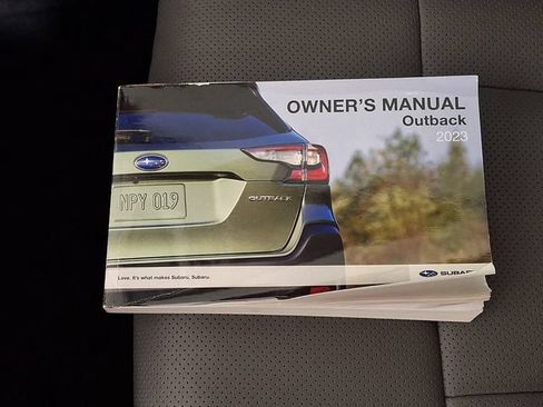 Used 2023 Subaru Outback Limited AWD/4WD image 27