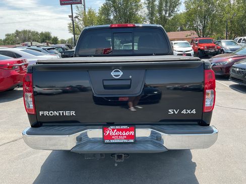 Used 2016 Nissan Frontier SV AWD/4WD image 8