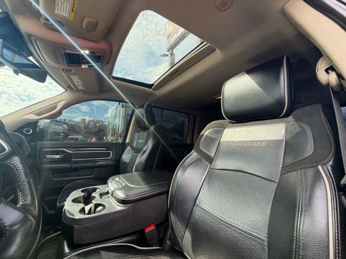 Used 2022 RAM 2500 Laramie AWD/4WD image 13