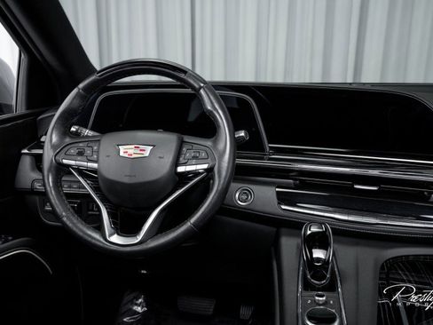 Used 2023 Cadillac Escalade ESV Sport w/ LPO, ONYX Package image 37