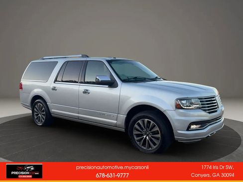 Used 2016 Lincoln Navigator L Select image 8