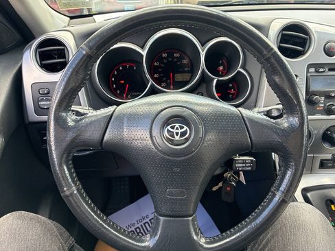 Used 2004 Toyota Matrix XR AWD/4WD image 15