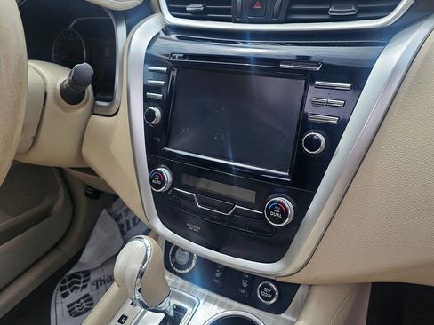 Used 2017 Nissan Murano SL w/ SL Technology Package AWD/4WD image 6