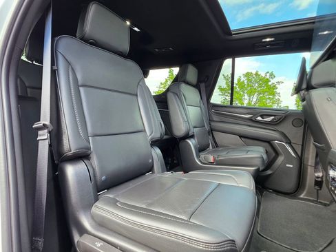 Used 2021 GMC Yukon Denali w/ LPO, Illumination Package image 31