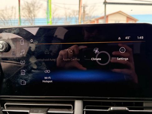 Used 2025 Chevrolet Trax LT image 22