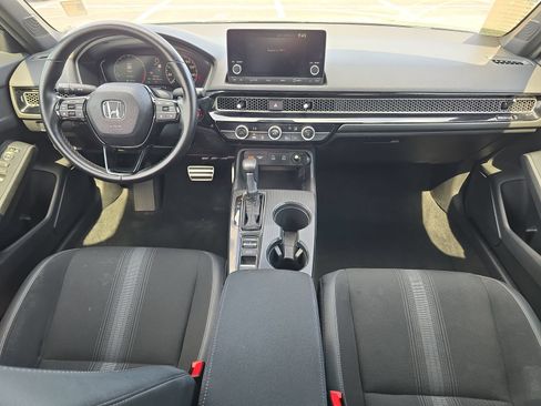 Certified 2025 Honda Civic Sport image 9