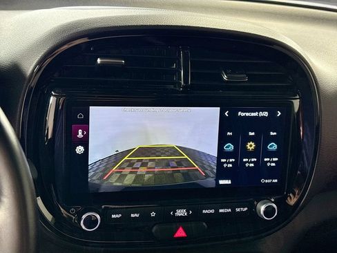 Certified 2023 Kia Soul GT-Line FWD image 18
