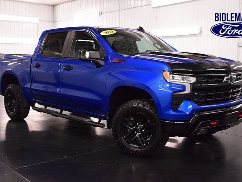 Used 2023 Chevrolet Silverado 1500 LT Trail Boss w/ LT Trail Boss Premium Package AWD/4WD image 1