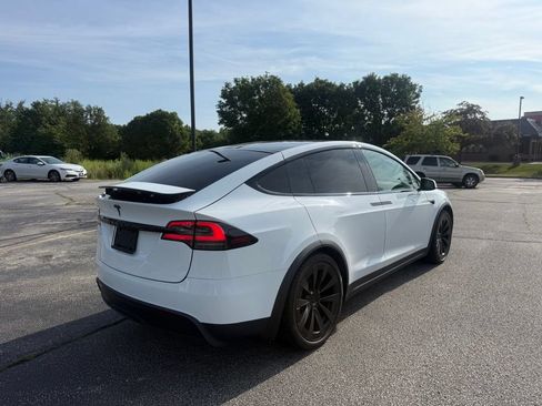 Used 2022 Tesla Model X AWD/4WD image 5