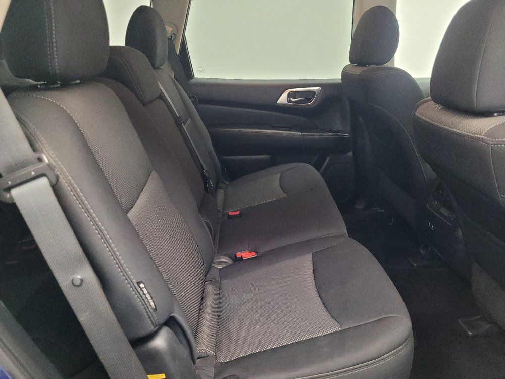 Used 2020 Nissan Pathfinder SV FWD image 19