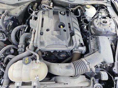 Used 2020 Ford Mustang Coupe w/ Equipment Group 101A RWD image 31