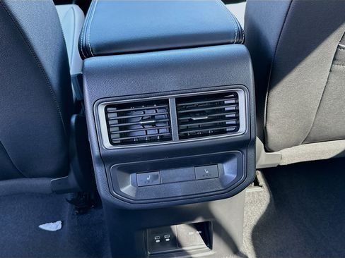 New 2026 Volkswagen Atlas Cross Sport SEL Premium R-Line image 21