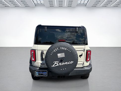 Certified 2025 Ford Bronco Outer Banks AWD/4WD image 4