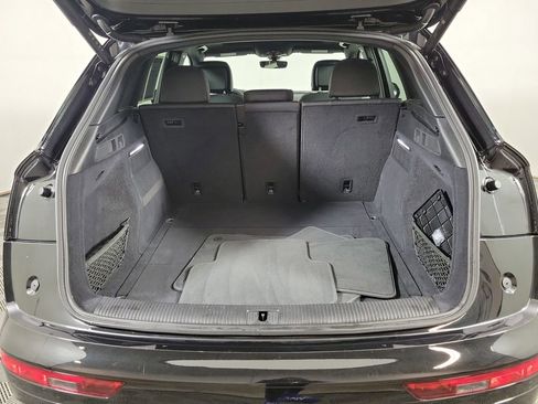 Used 2025 Audi Q5 2.0T Premium AWD/4WD image 9