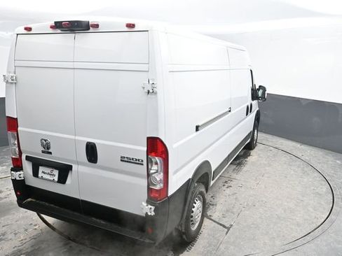 Used 2024 RAM ProMaster 2500 w/ Convenience Group FWD image 27