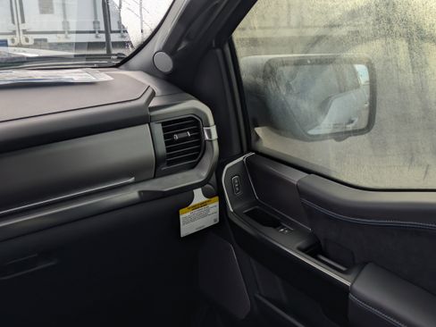 New 2025 Ford F150 Platinum image 20