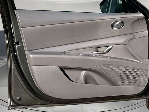 Used 2024 Hyundai Elantra SEL FWD image 24