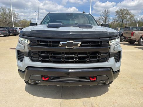 Used 2024 Chevrolet Silverado 1500 LT Trail Boss w/ Protection Package AWD/4WD image 2