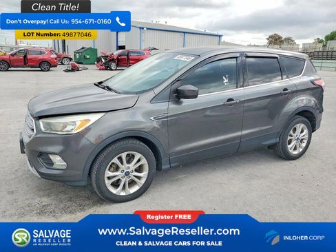 Used 2017 Ford Escape SE image 1