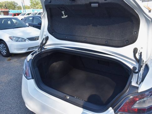 Used 2014 Nissan Maxima 3.5 SV w/ Sport Package FWD image 11