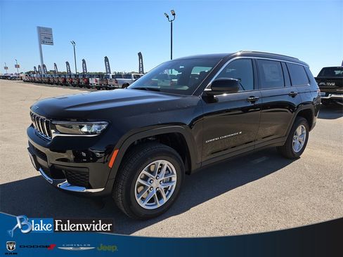 New 2025 Jeep Grand Cherokee L Laredo w/ Luxury Tech Group I image 1