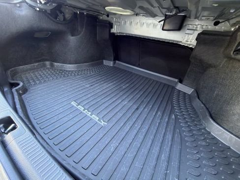 Used 2025 Toyota Camry SE FWD image 28