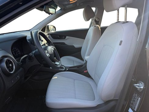 Certified 2023 Hyundai Kona SEL image 9