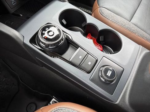 Used 2021 Ford Bronco Sport Outer Banks w/ Outer Banks Package (96D) AWD/4WD image 15