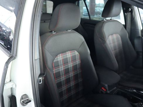 Used 2017 Volkswagen GTI S FWD image 38