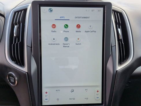 Used 2022 Ford Edge SE w/ Black Appearance Package image 26