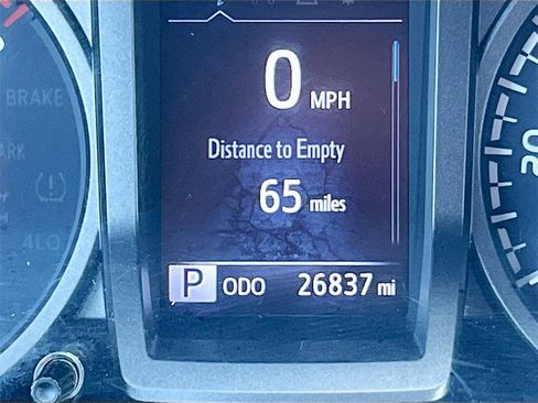 Used 2023 Toyota Tacoma TRD Off-Road image 12