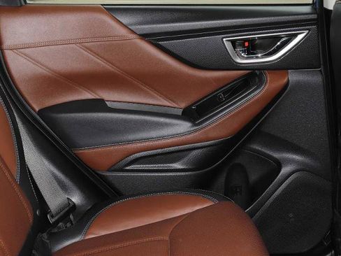 Used 2023 Subaru Forester Touring image 27