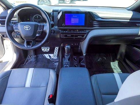 Certified 2025 Toyota Camry SE FWD image 24