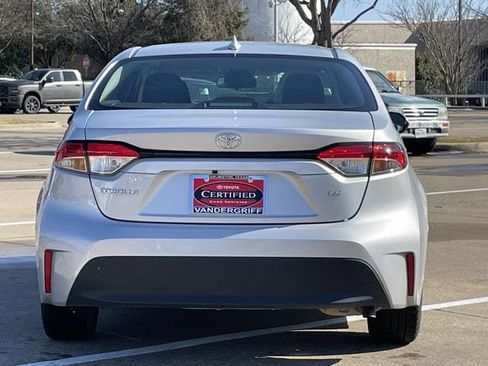 Certified 2024 Toyota Corolla LE image 5
