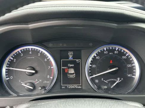 Used 2016 Toyota Highlander Limited AWD/4WD image 7