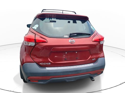 Used 2018 Nissan Kicks SR FWD image 6