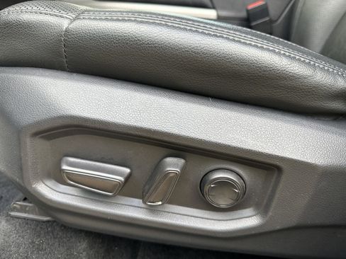 Used 2022 Toyota Tundra SR5 image 9