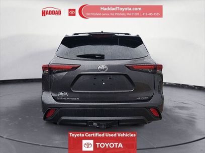Certified 2024 Toyota Highlander LE
