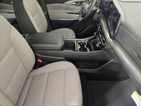 New 2026 Chevrolet Traverse LT w/ Midnight/Sport Edition FWD image 16
